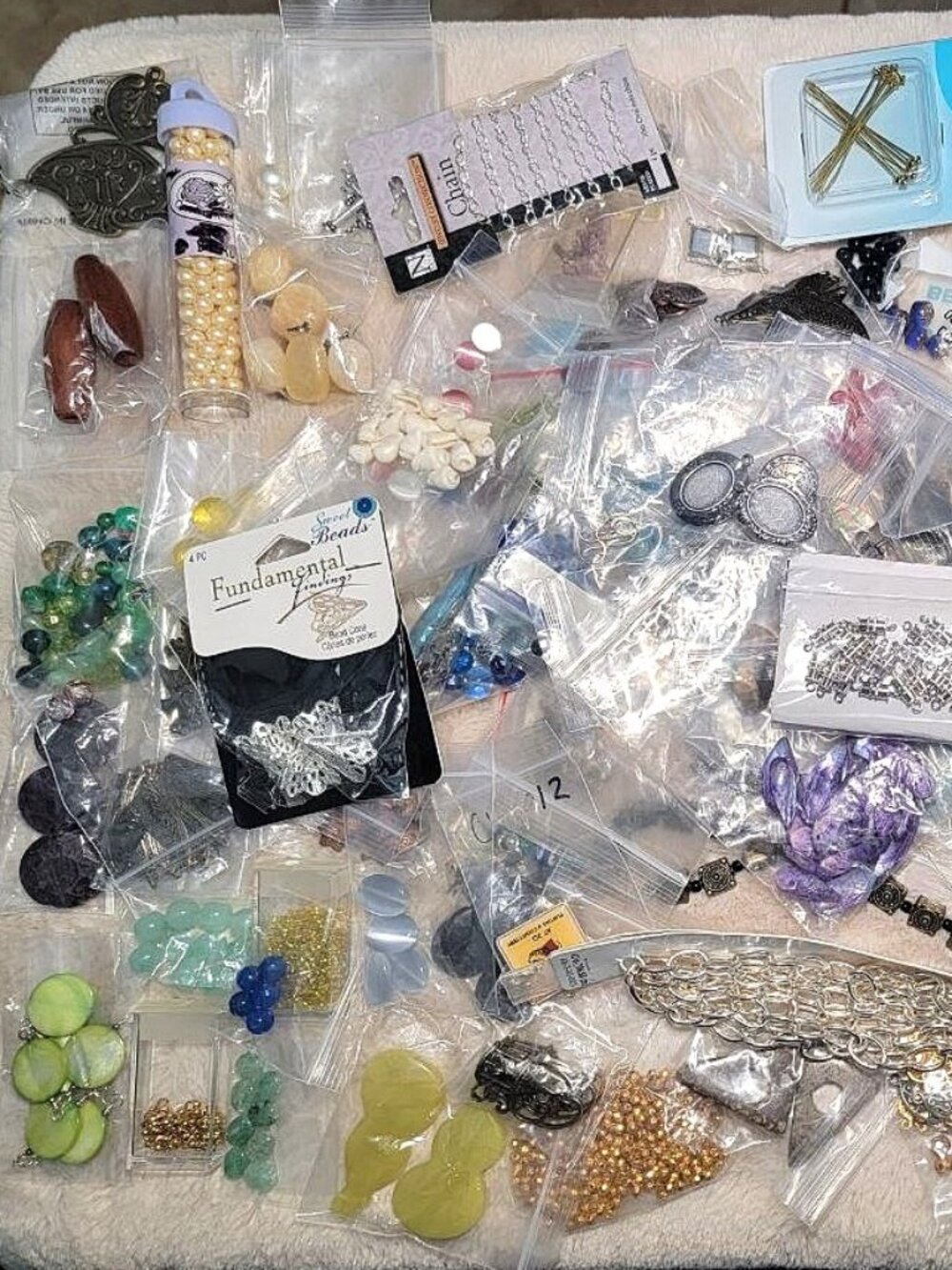 HUGE 4.5lb Destash Lot Jewelry Making Beads Findings Cabachons Various Mats #K